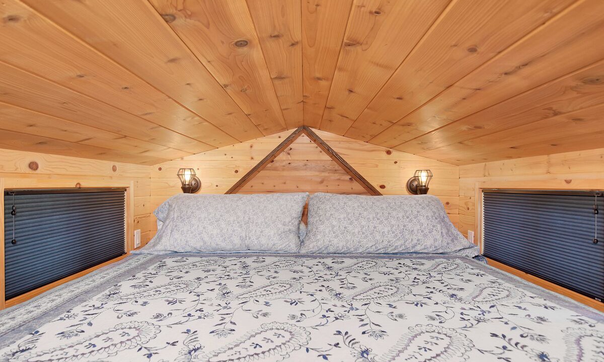 Photo of Bedroom in Rainbow CDP
