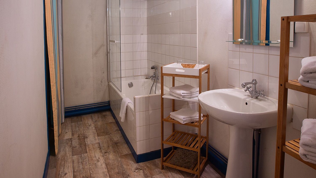 Photo of Bathroom in Le Puy-Notre-Dame