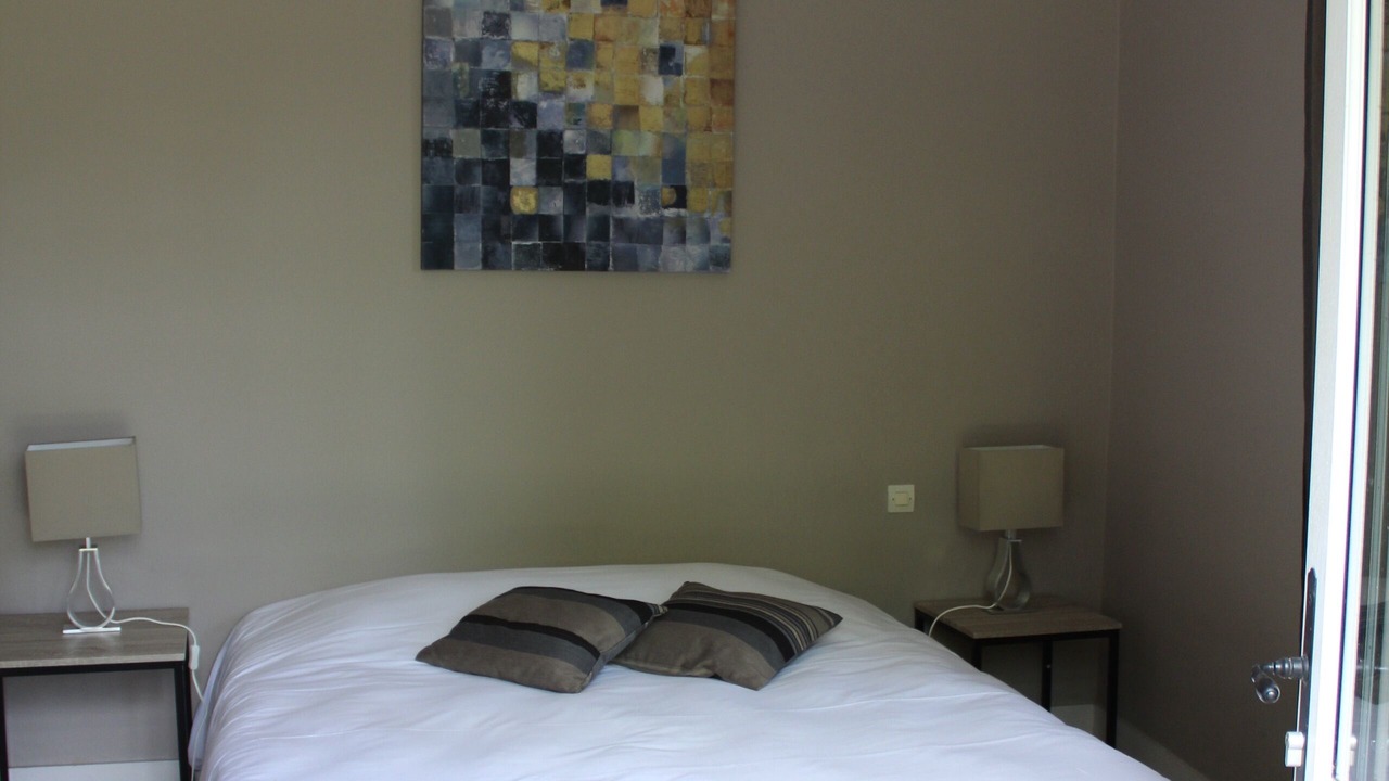 Photo of Bedroom in Le Puy-Notre-Dame
