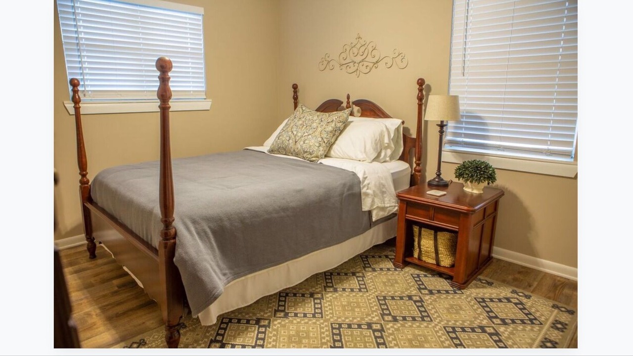 Photo of Bedroom in Corning