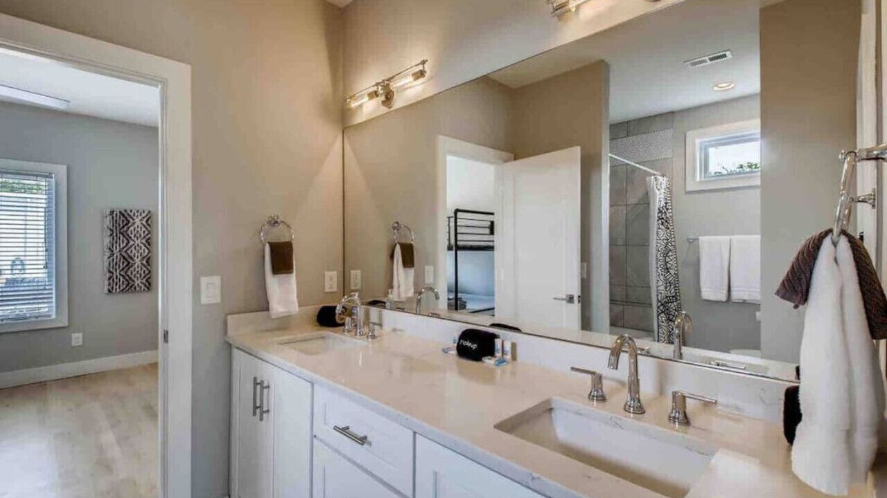 Photo of Bathroom in Downtown Nashville