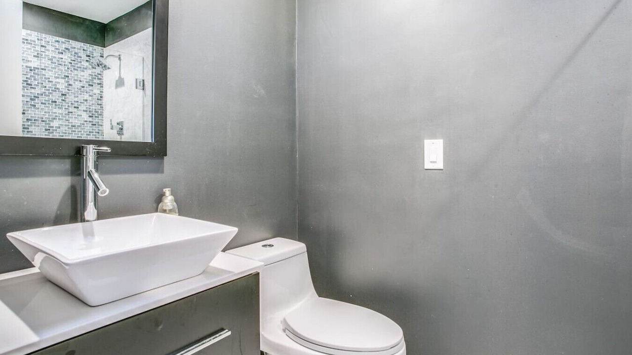 Photo of Bathroom in Lake Highlands