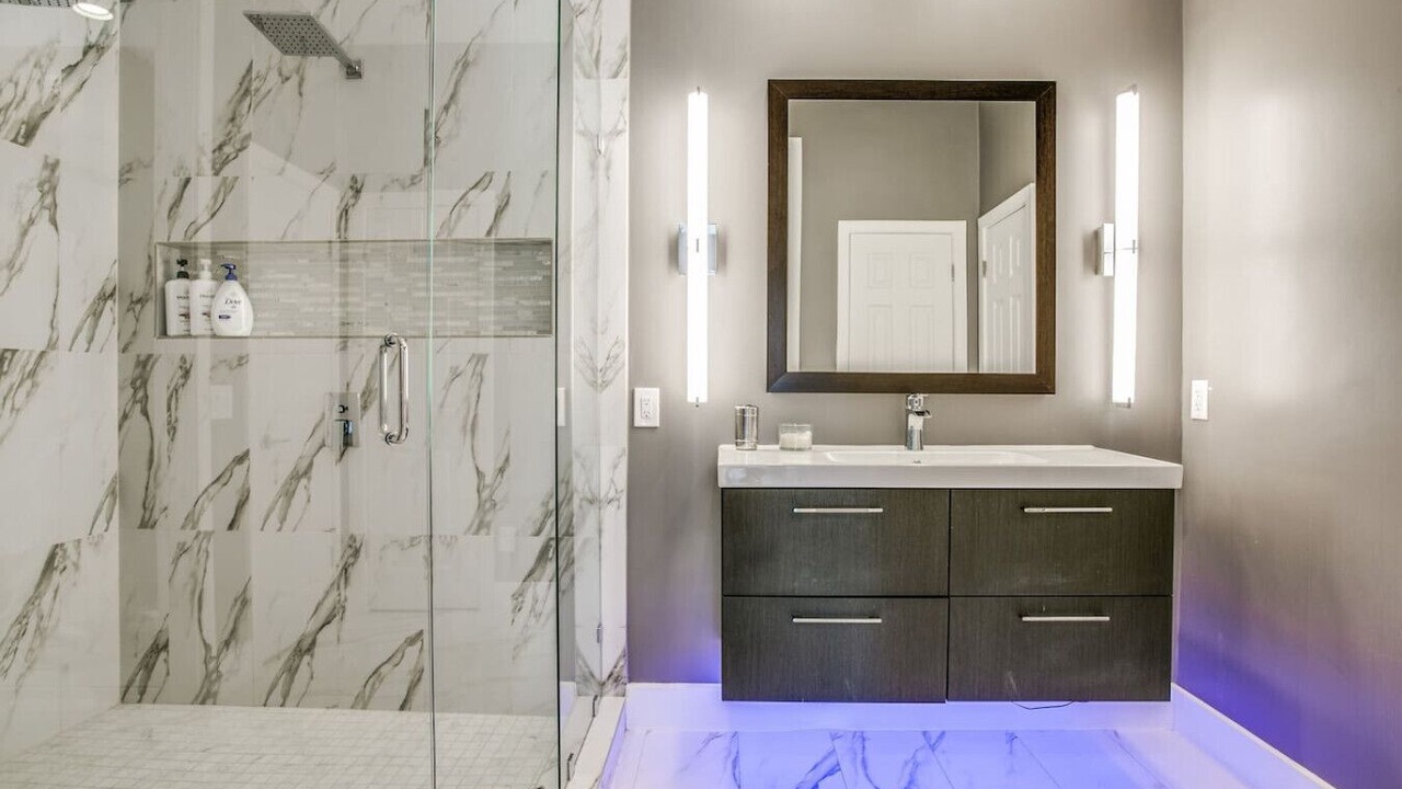 Photo of Bathroom in Lake Highlands