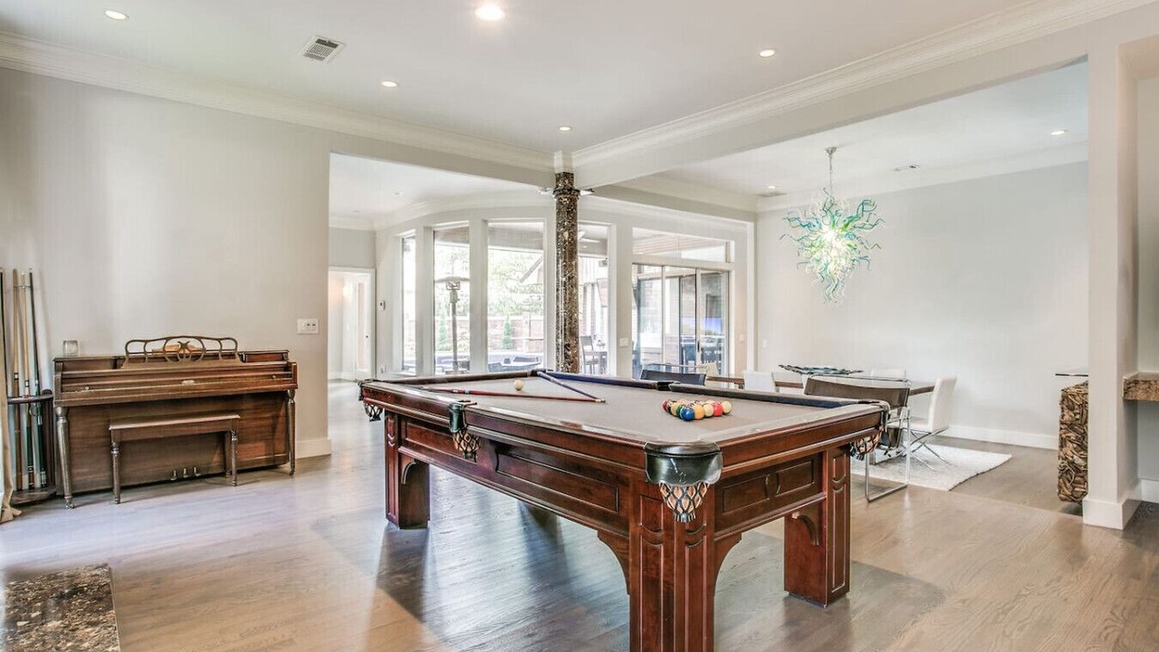 Photo of Bedroom in Lake Highlands