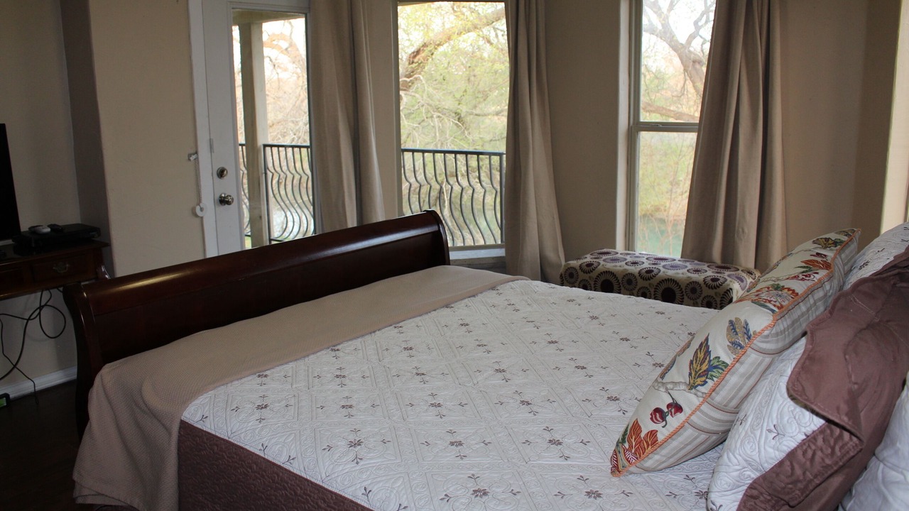 Photo of Bedroom in Seguin