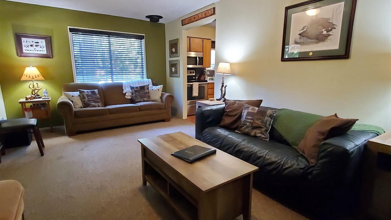 Photo of Bedroom in Dunsmuir