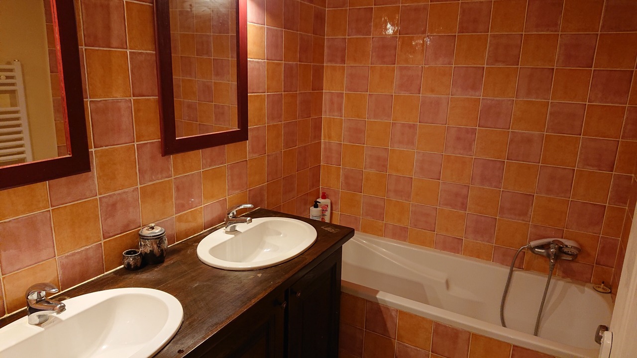 Photo of Bathroom in Salavas