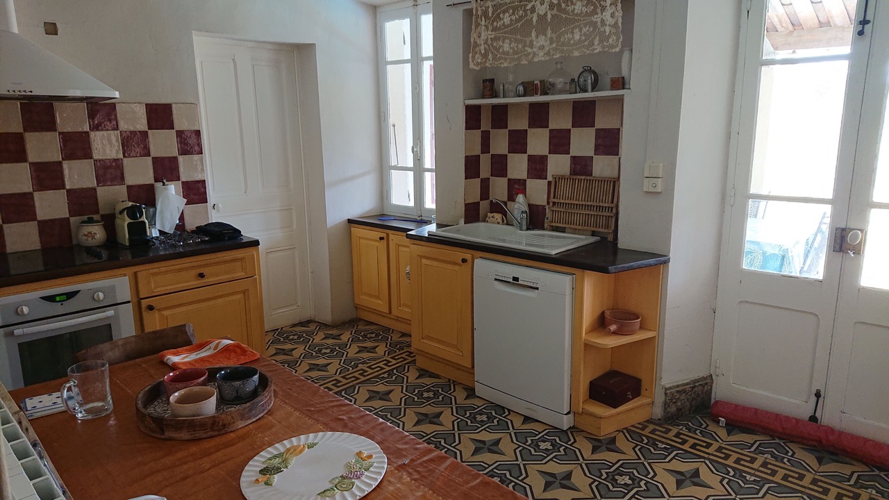 Photo of Kitchen in Salavas