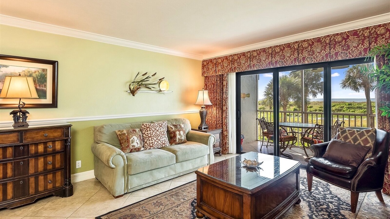 Photo of Livingroom in Captiva