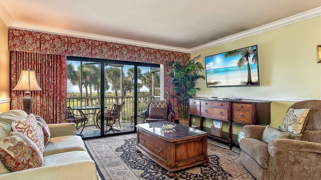 Photo of Livingroom in Captiva
