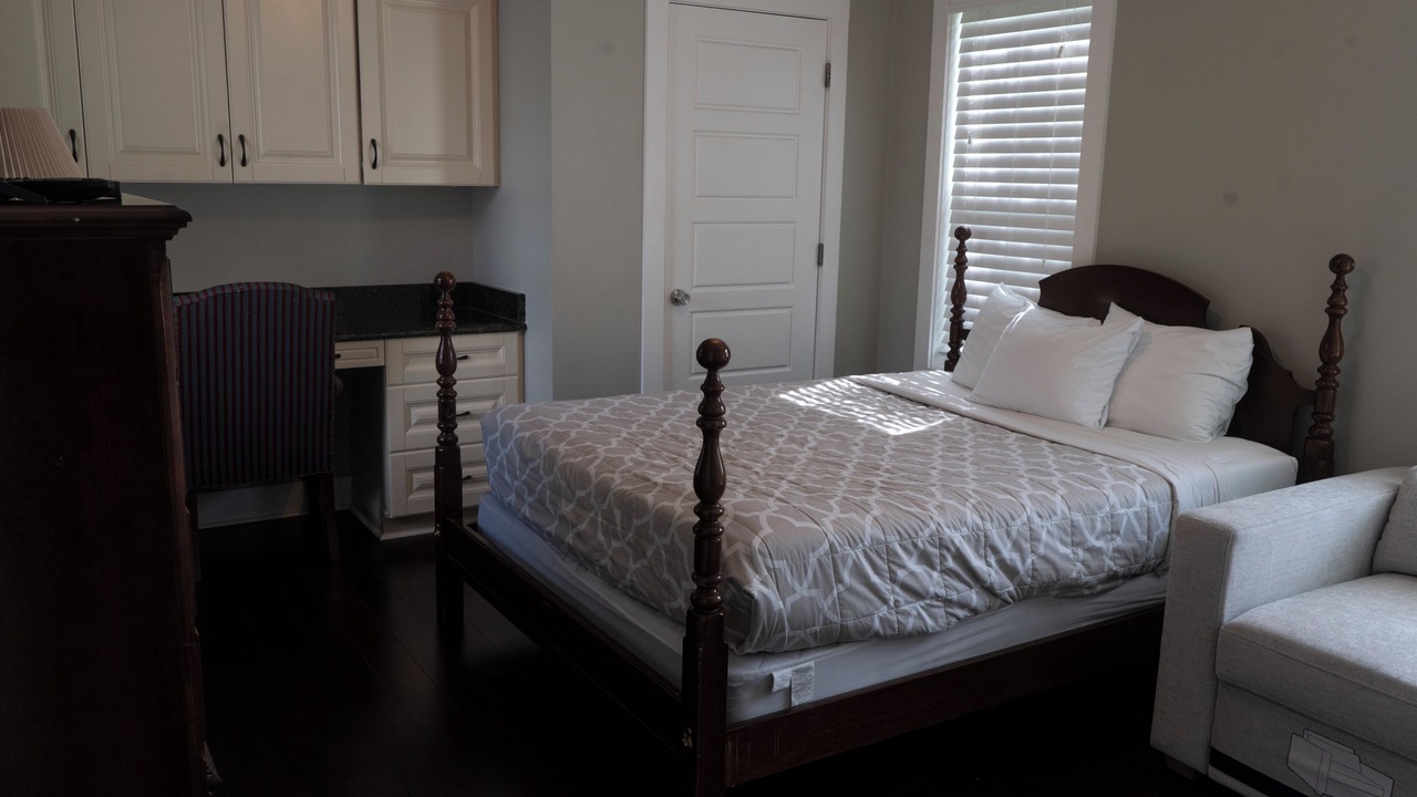 Photo of Others in Edgehill