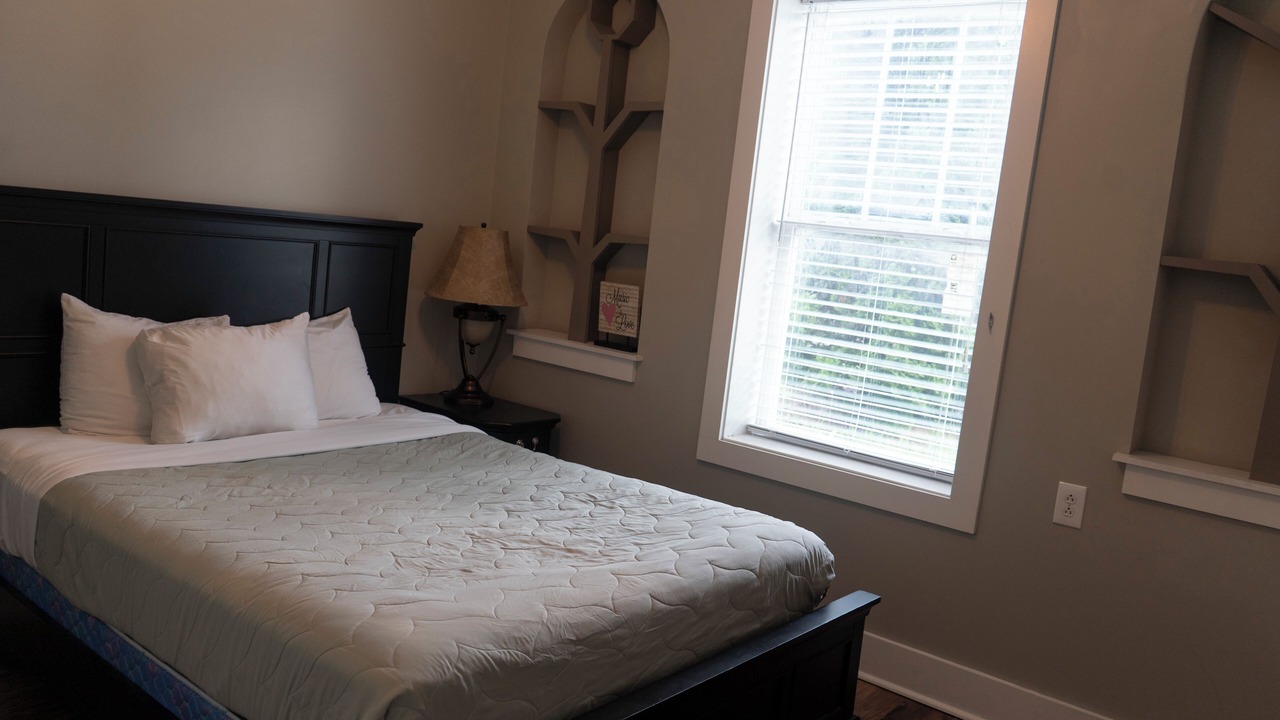 Photo of Others in Edgehill