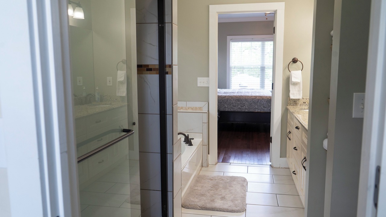 Photo of Bathroom in Edgehill