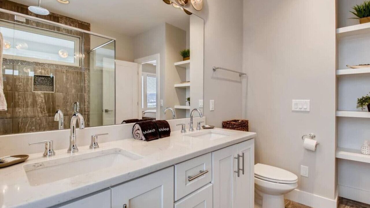 Photo of Bathroom in Downtown Nashville