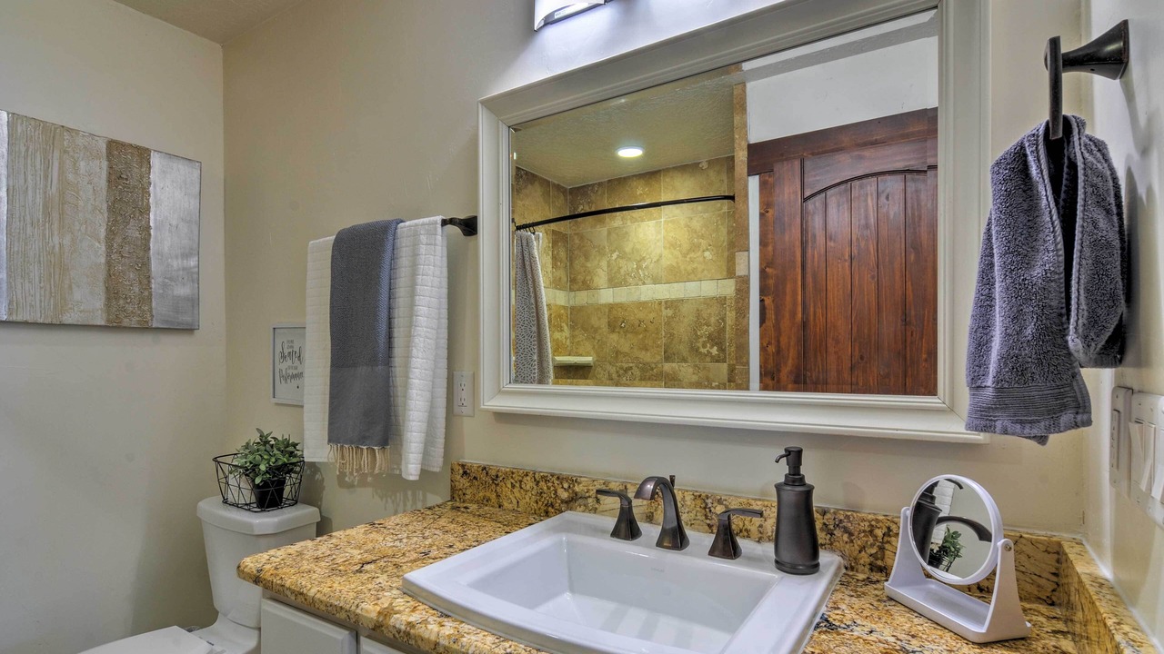 Photo of Bathroom in Bryce Canyon