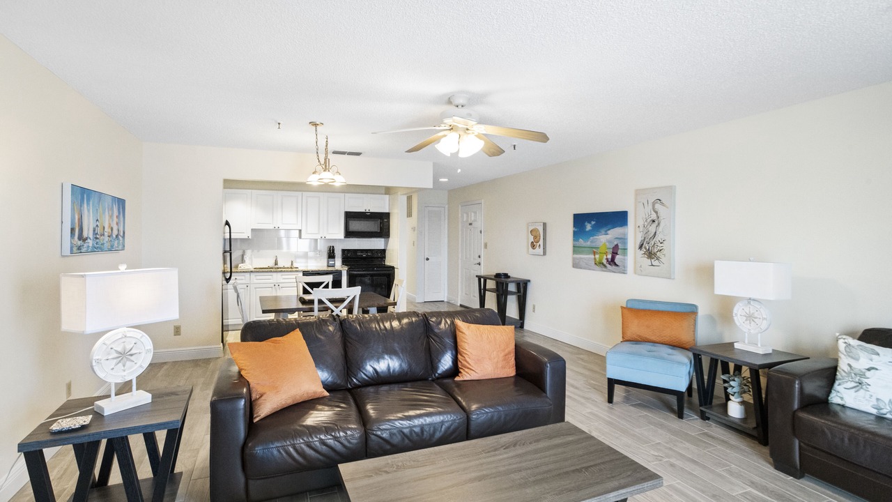 Photo of Livingroom in Madeira Beach