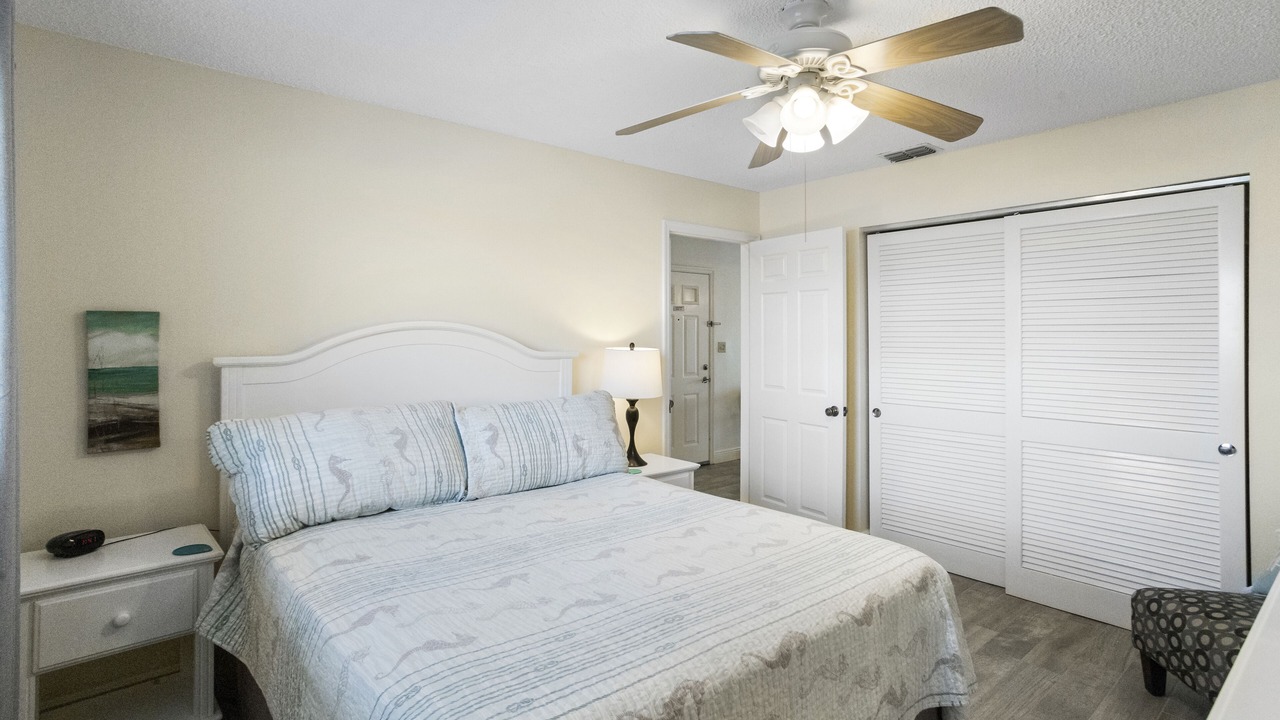 Photo of Bedroom in Madeira Beach