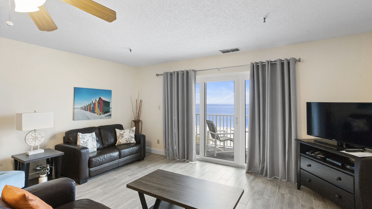 Photo of Livingroom in Madeira Beach