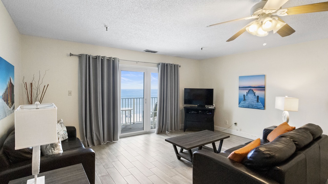Photo of Livingroom in Madeira Beach
