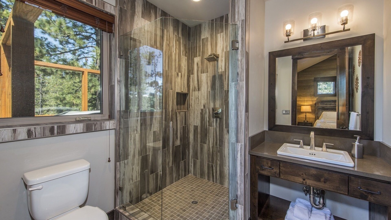 Photo of Bathroom in Montgomery Estates