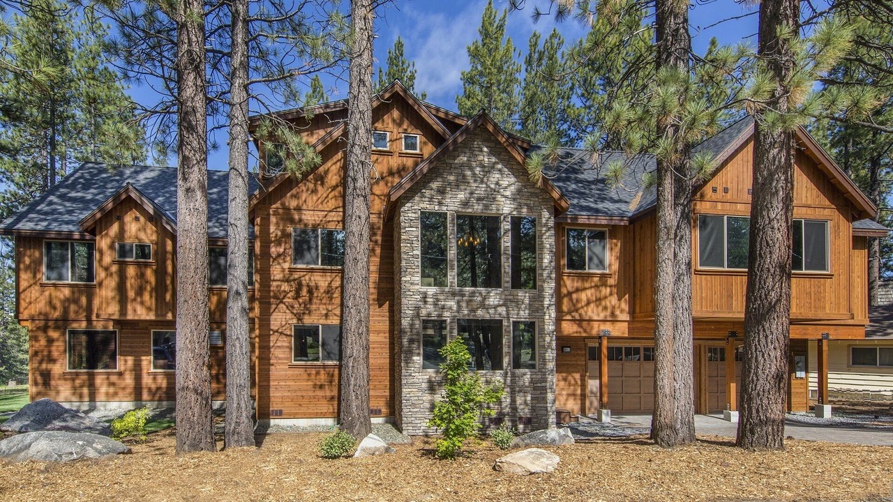Photo of Outdoor in Montgomery Estates