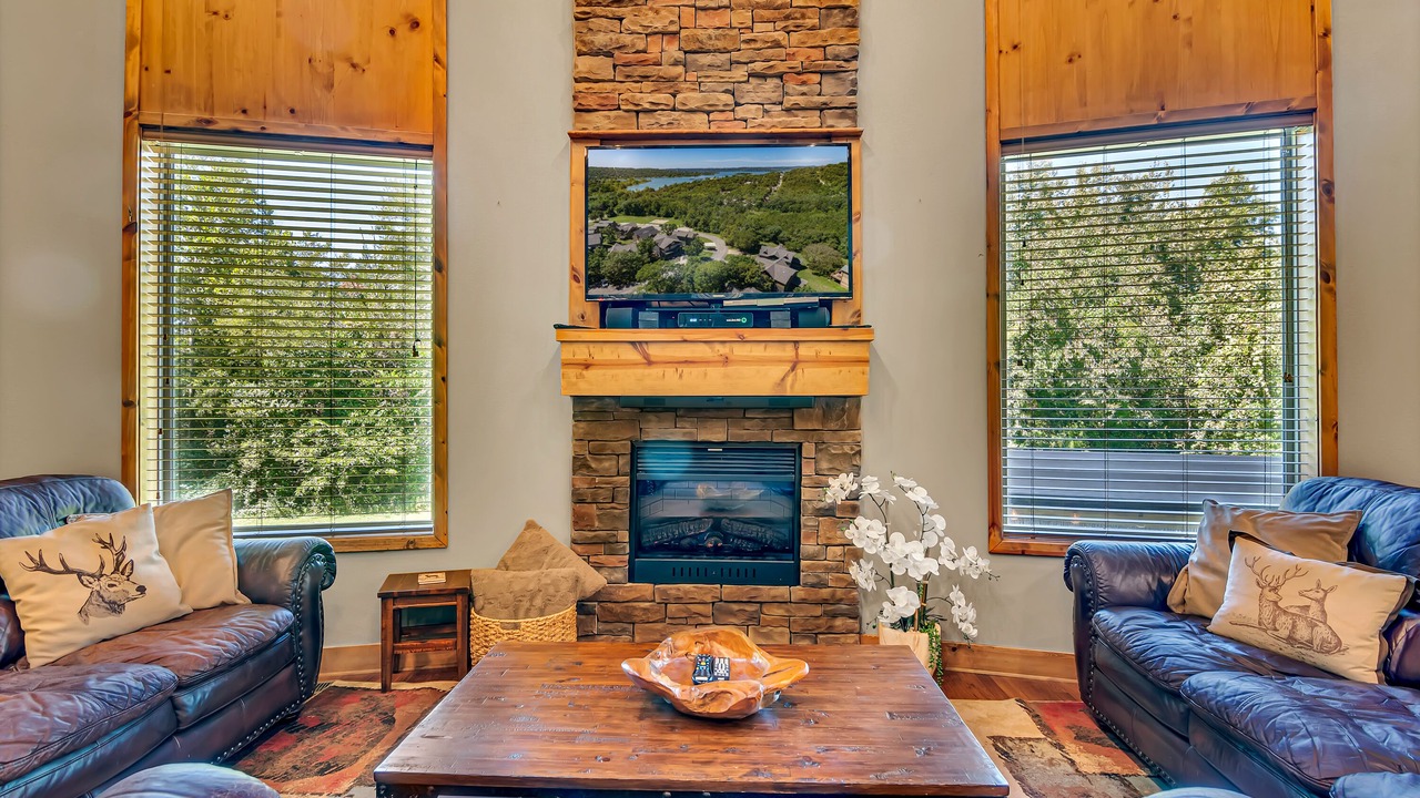 Photo of Livingroom in Hollister