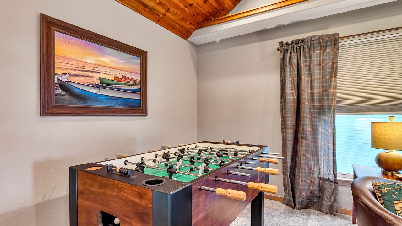 Photo of Others in Hollister