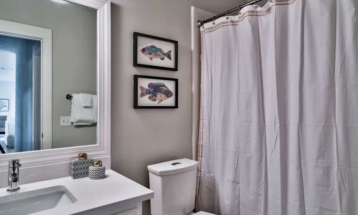 Photo of Bathroom in Seagrove Beach