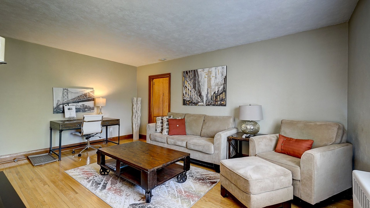 Photo of Livingroom in Barrie