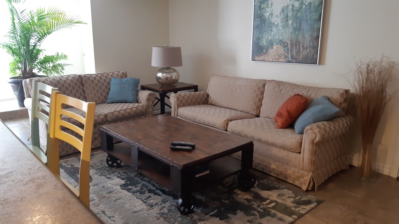 Photo of Livingroom in Barrie