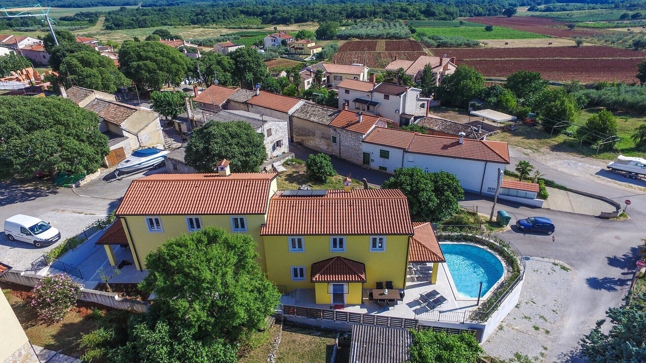 Photo of Outdoor in Mugeba
