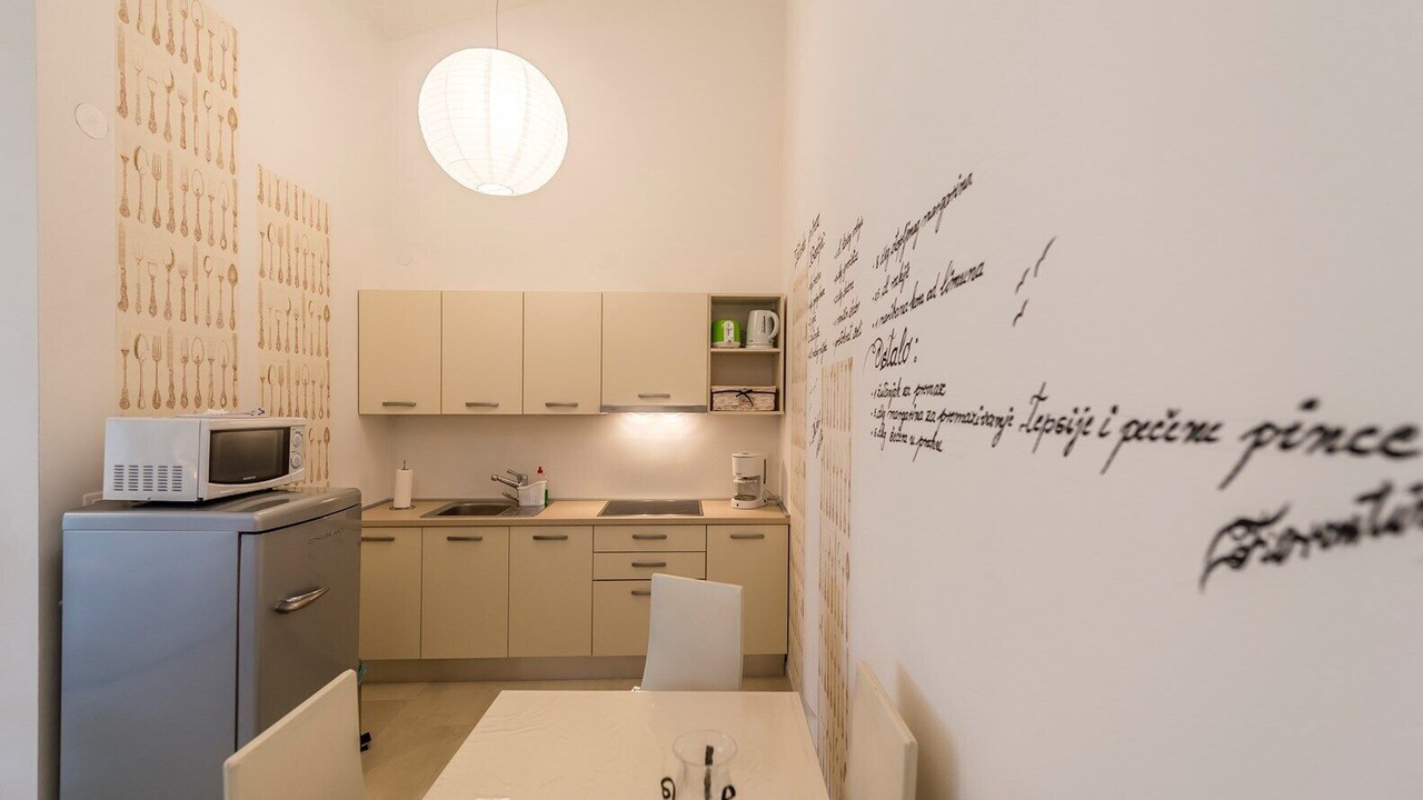 Photo of Kitchen in Tar