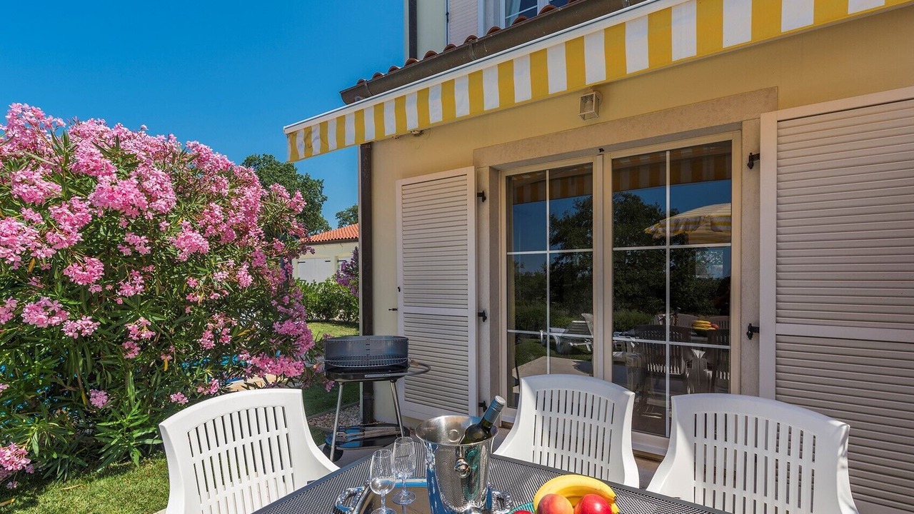 Photo of Outdoor in Cervar