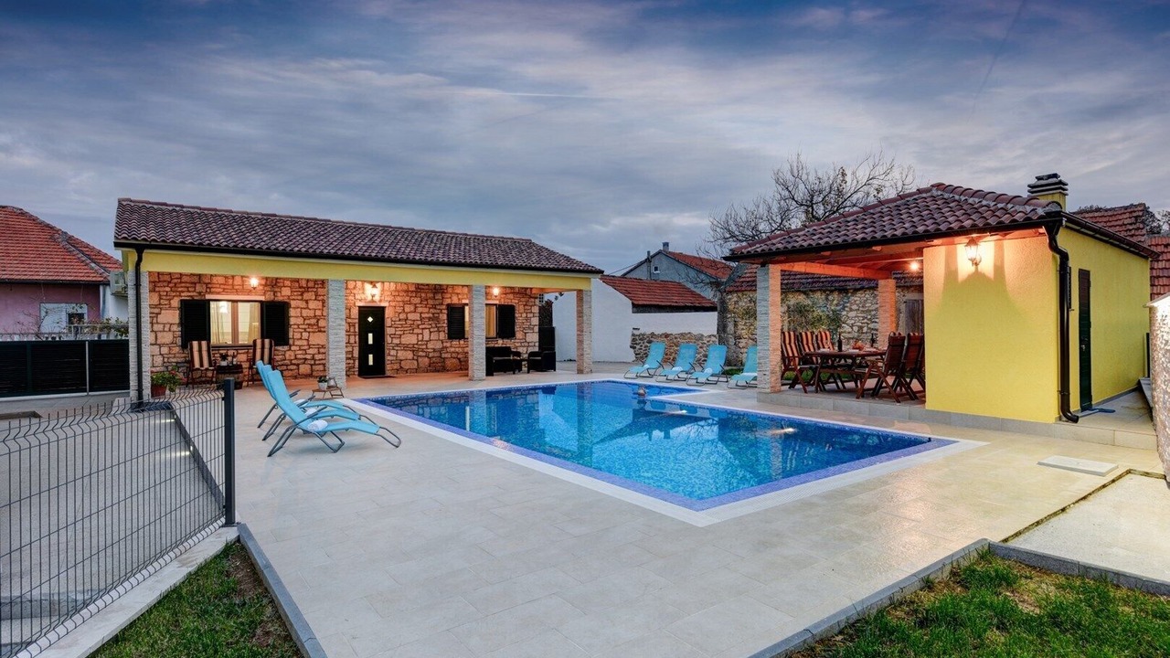 Photo of Outdoor in Lovinac
