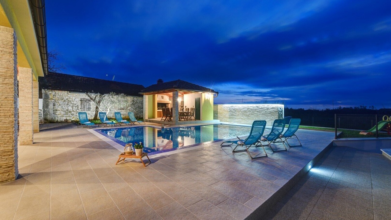 Photo of Outdoor in Lovinac