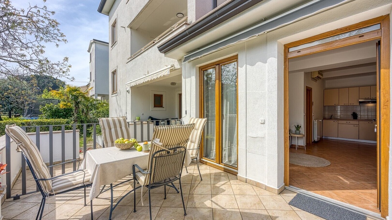 Photo of Outdoor in Spadici