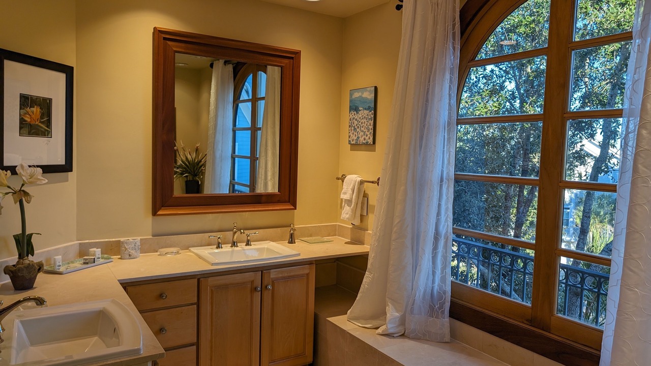 Photo of Bathroom in Ocean Point