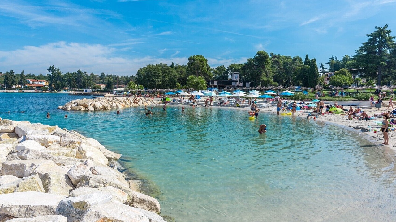 Photo of Others in Brulo