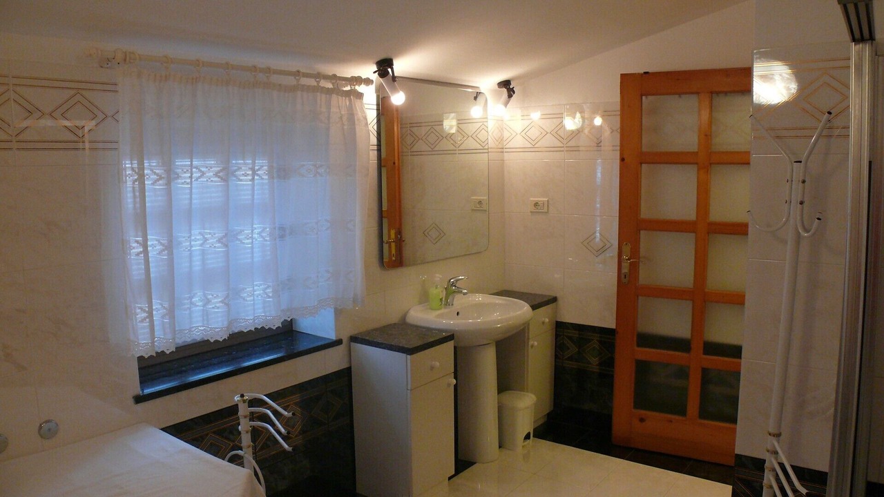 Photo of Bathroom in Gulici