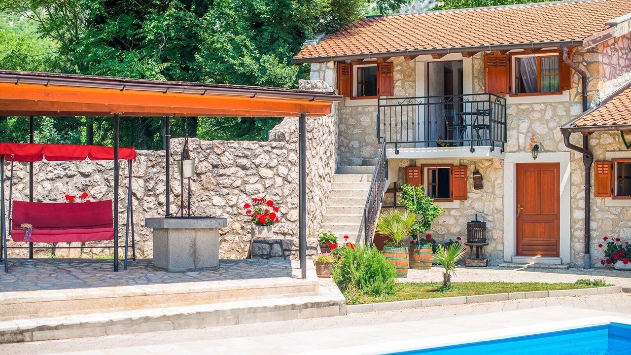 Photo of Outdoor in Drivenik