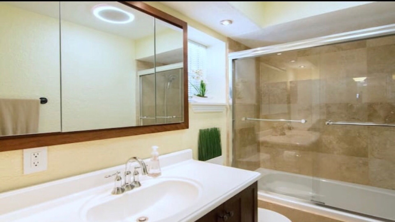 Photo of Bathroom in Woodlake - Briar Meadow