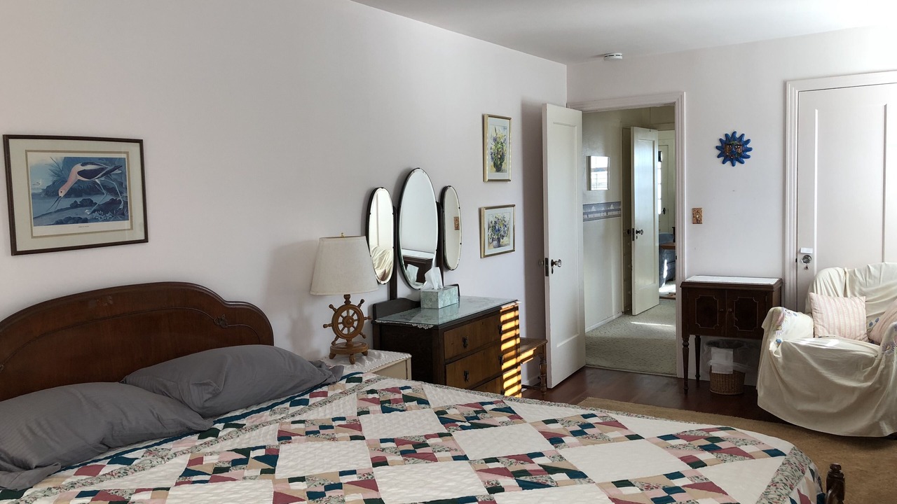 Photo of Bedroom in Crescent City North