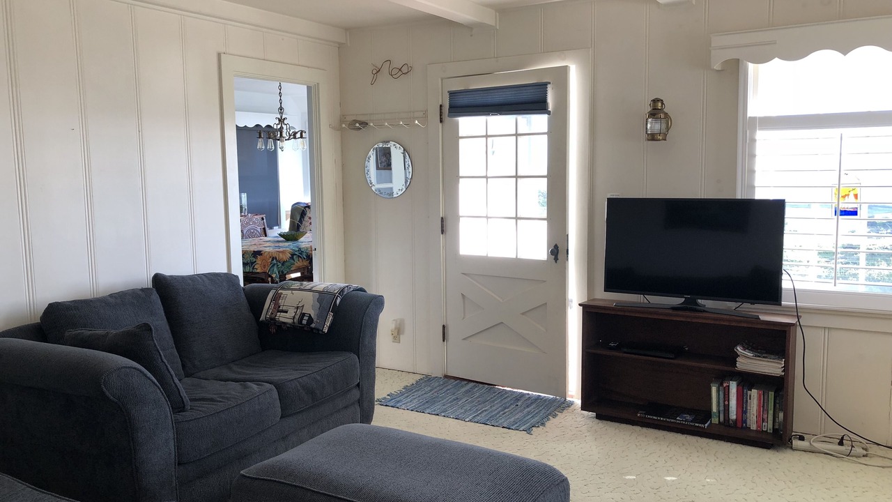 Photo of Livingroom in Crescent City North