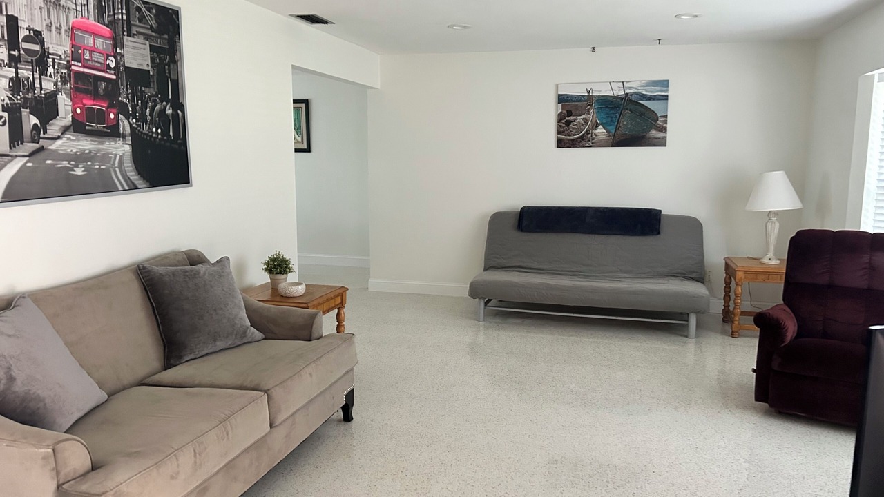 Photo of Livingroom in Clearwater