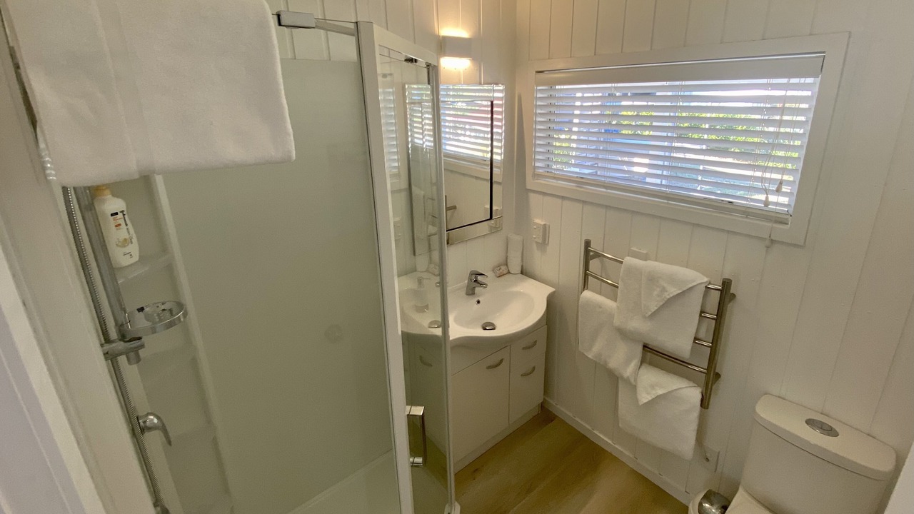 Photo of Bathroom in Russell