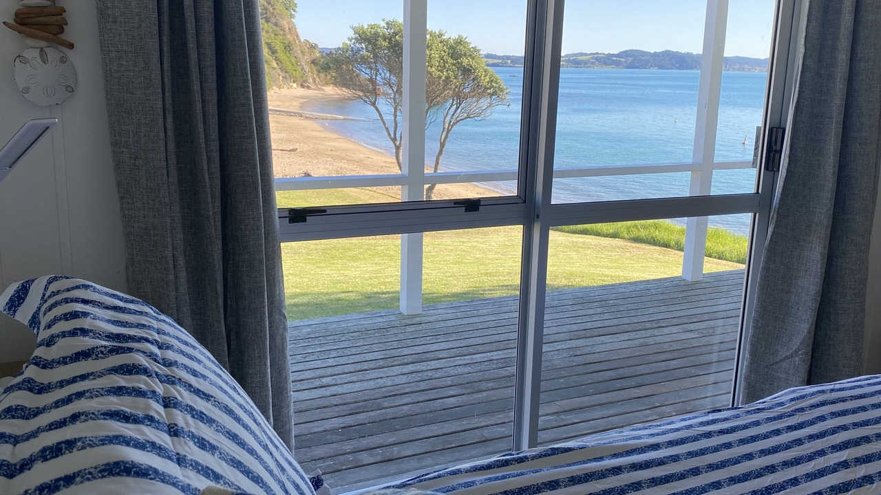 Photo of Bedroom in Russell