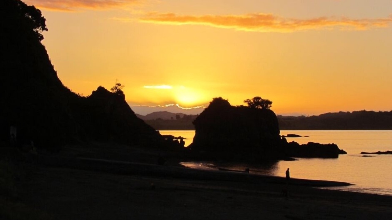 Photo of Others in Russell