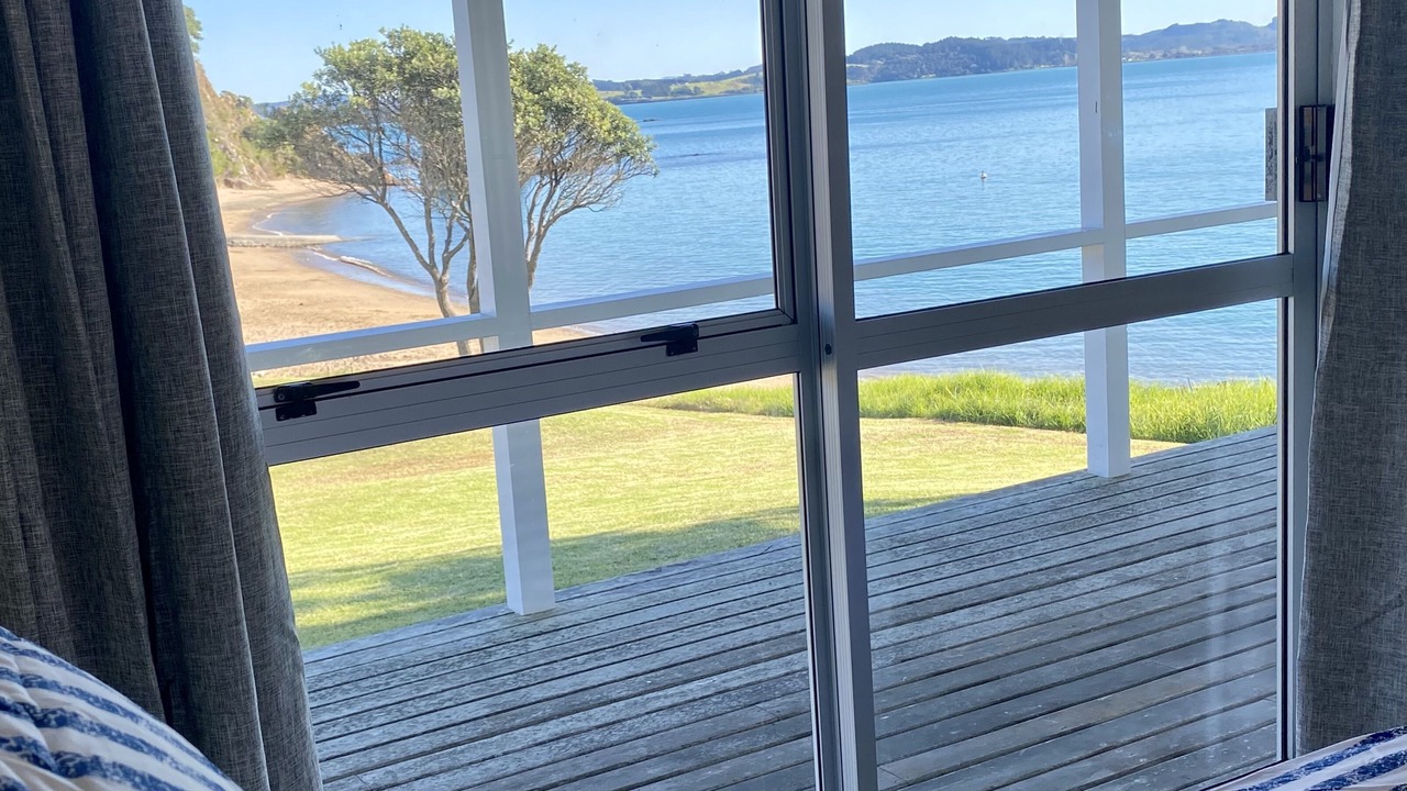 Photo of Others in Russell