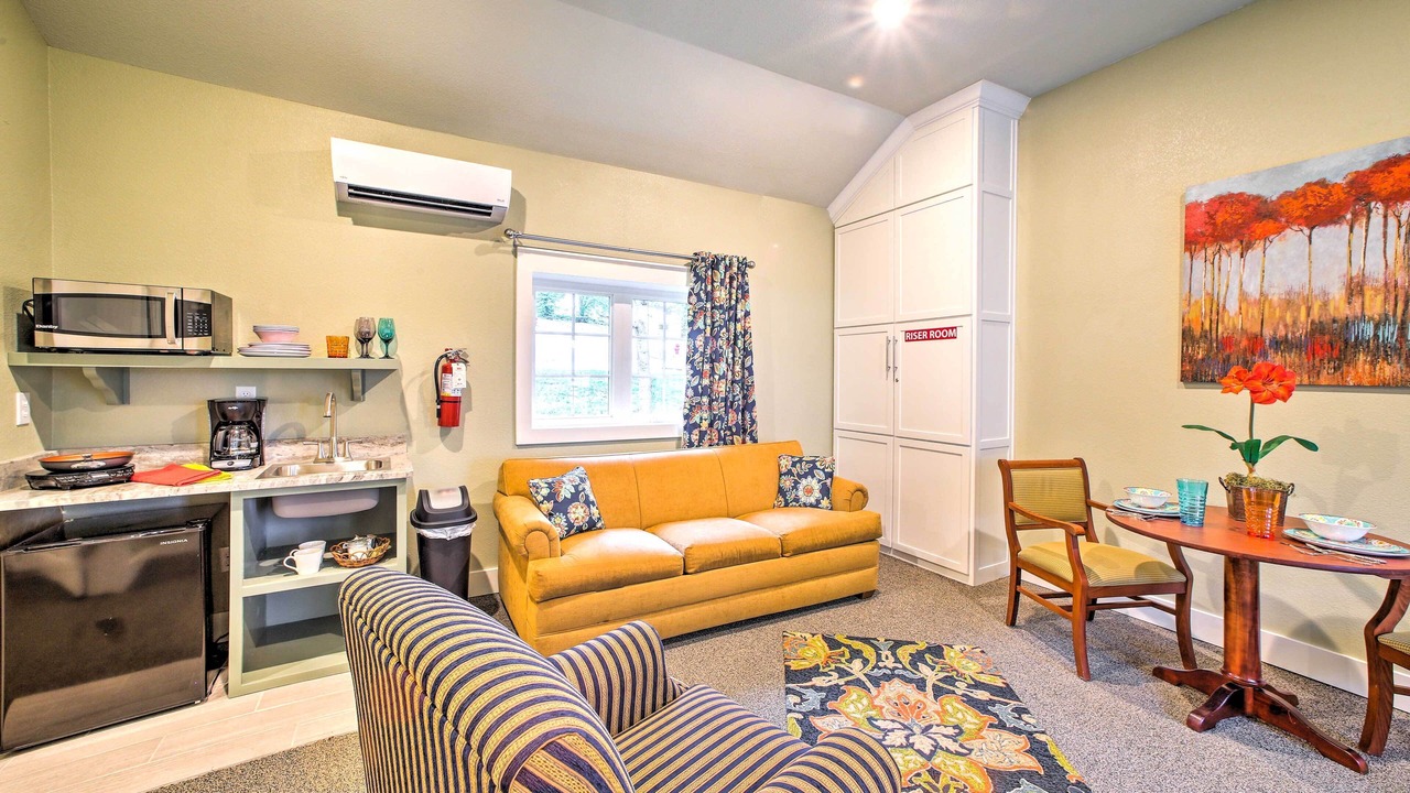 Photo of Livingroom in Downtown Branson
