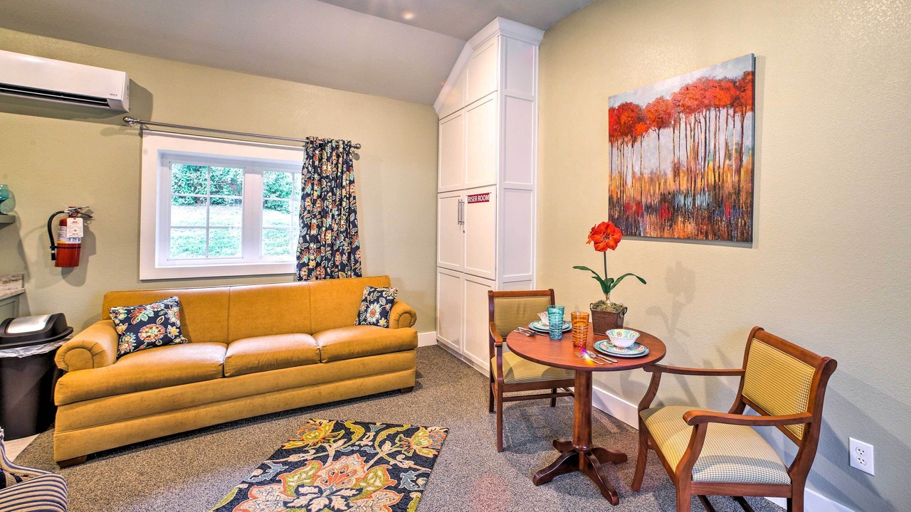 Photo of Livingroom in Downtown Branson